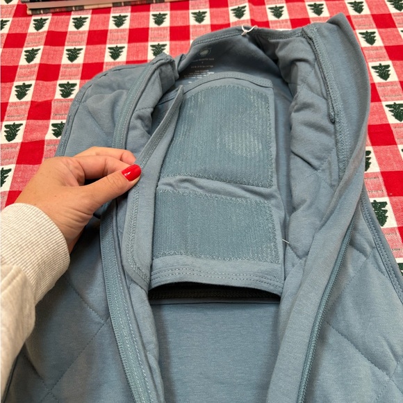 Dreamland Baby Weighted Swaddle - Picture 4 of 5